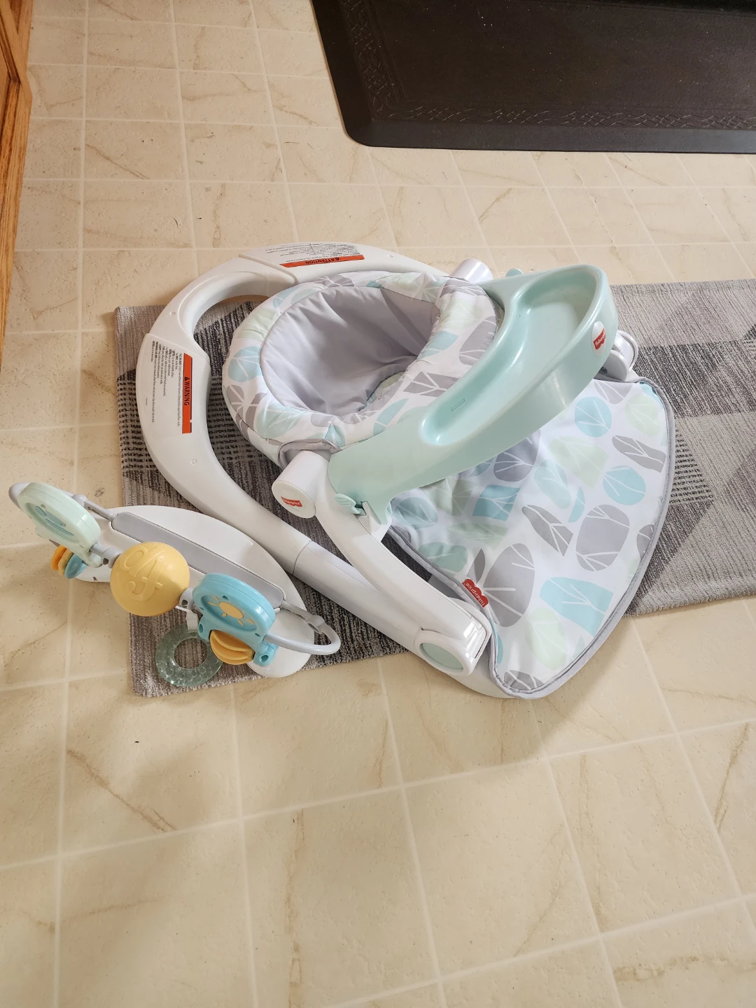 Fisher-Price Sit-Me-Up Seat with Toys - photo 3