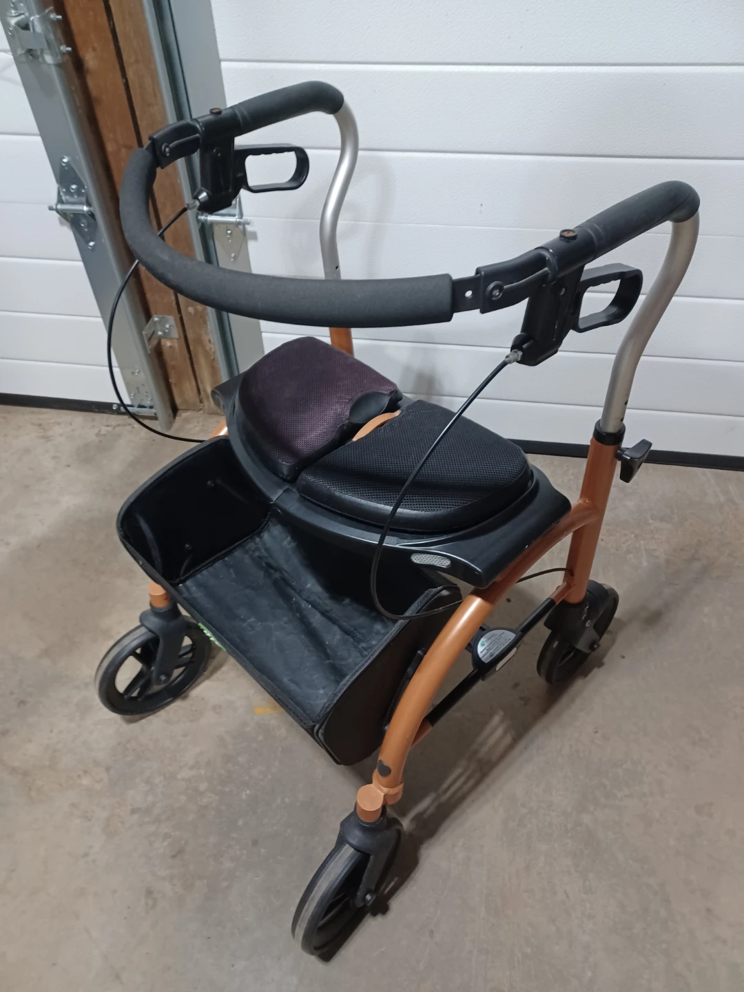 Evolution expresso lite tall rollator