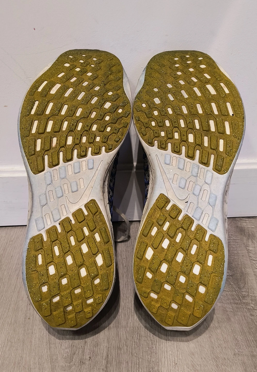 Nike Men's Pegasus Turbo Next Nature Running Shoes (US 9.5) - photo 4