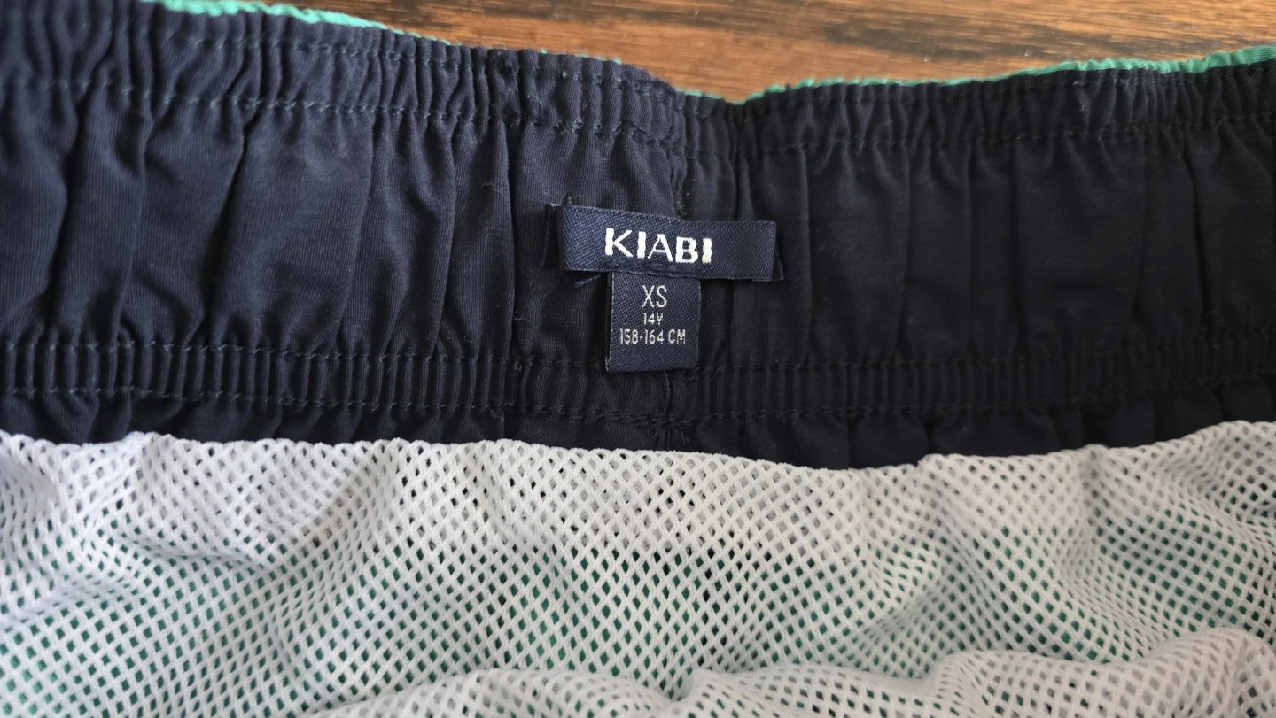 2 Boys Swim Trunks Size XS (12Y) - photo 3
