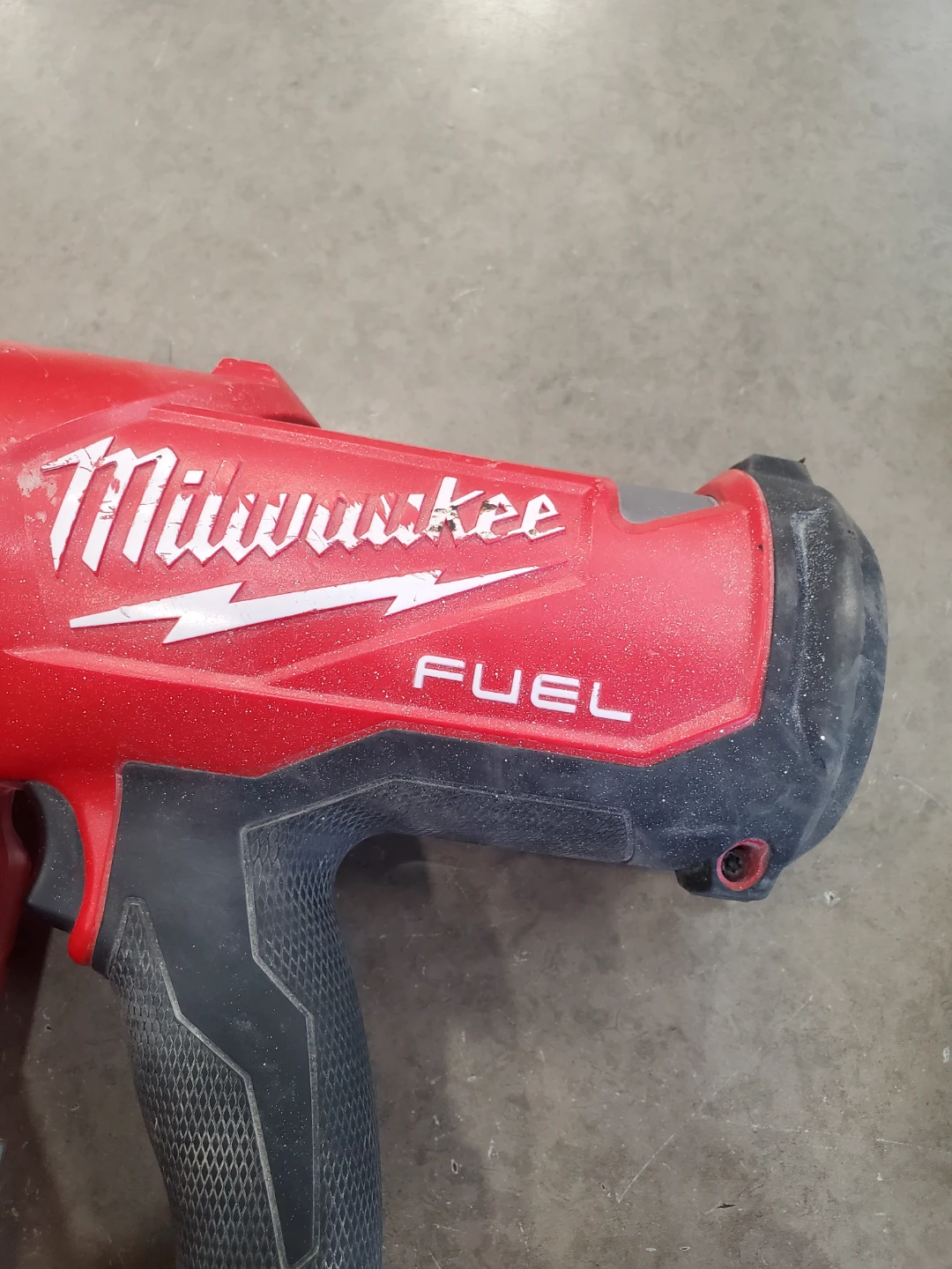 Milwaukee FUEL Framing Nailer - photo 2
