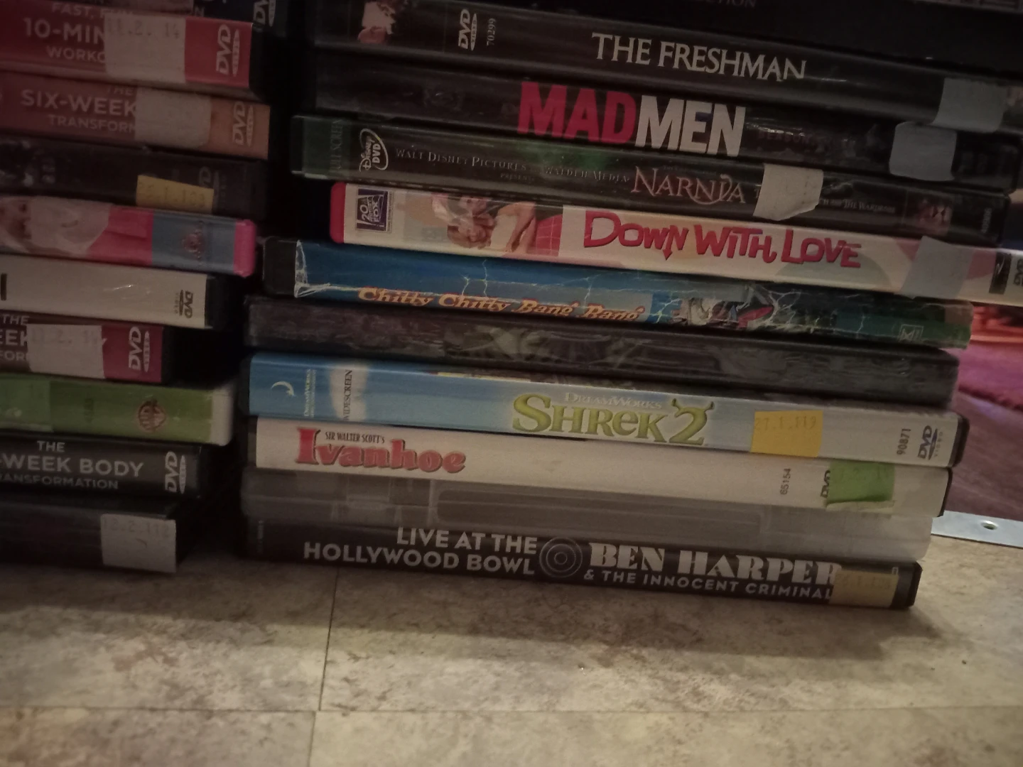 Assorted DVD and VHS Movie & TV Show Collection - photo 2