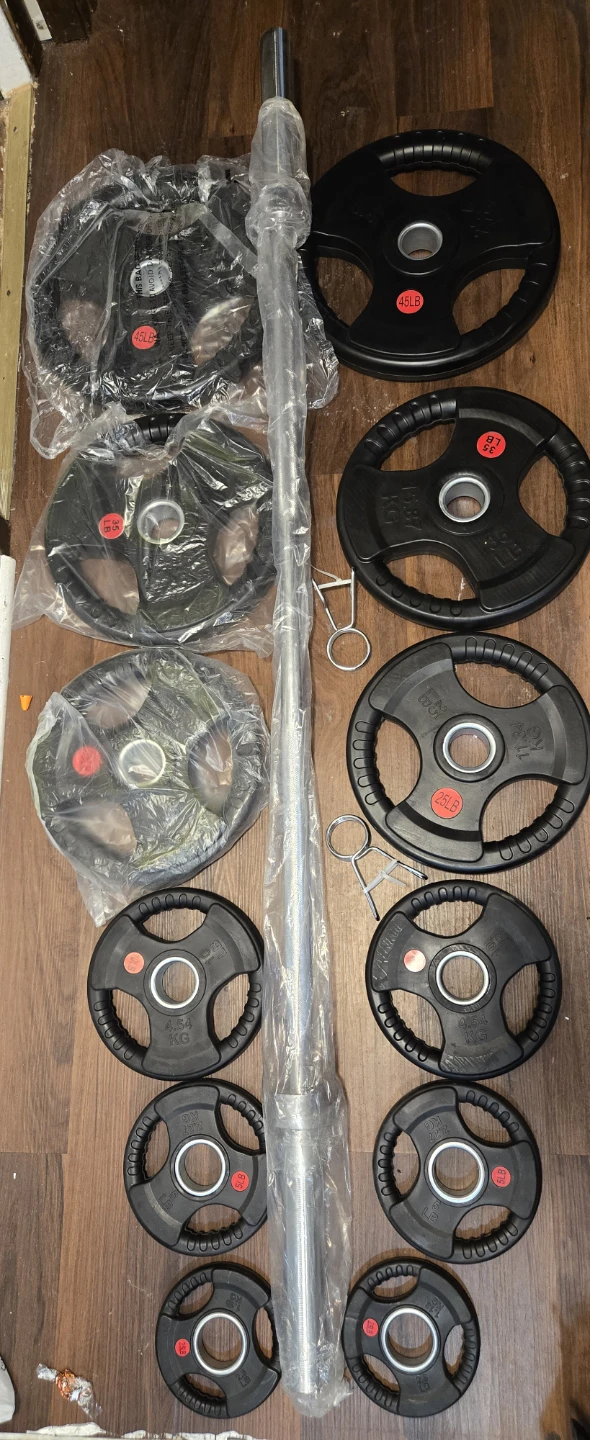 Weightlifting Barbell and Weight Plates Set
