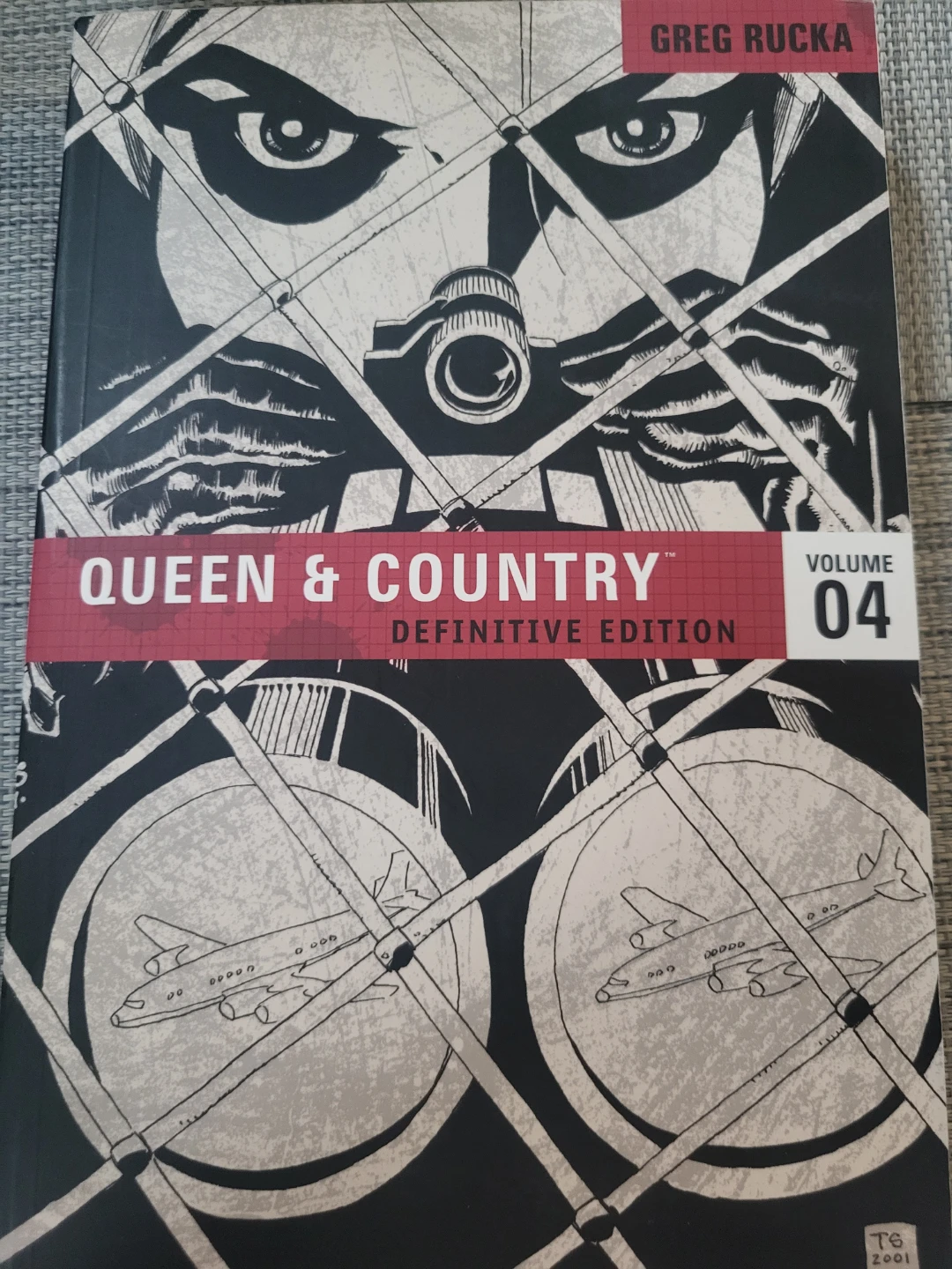 Queen & Country Definitive Edition Volume 04 Graphic Novel
