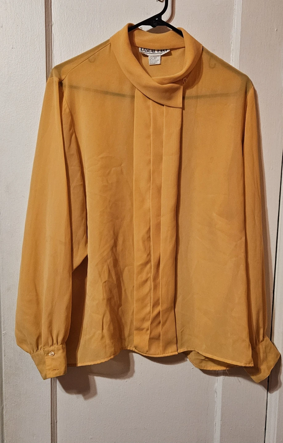 Women's blouse