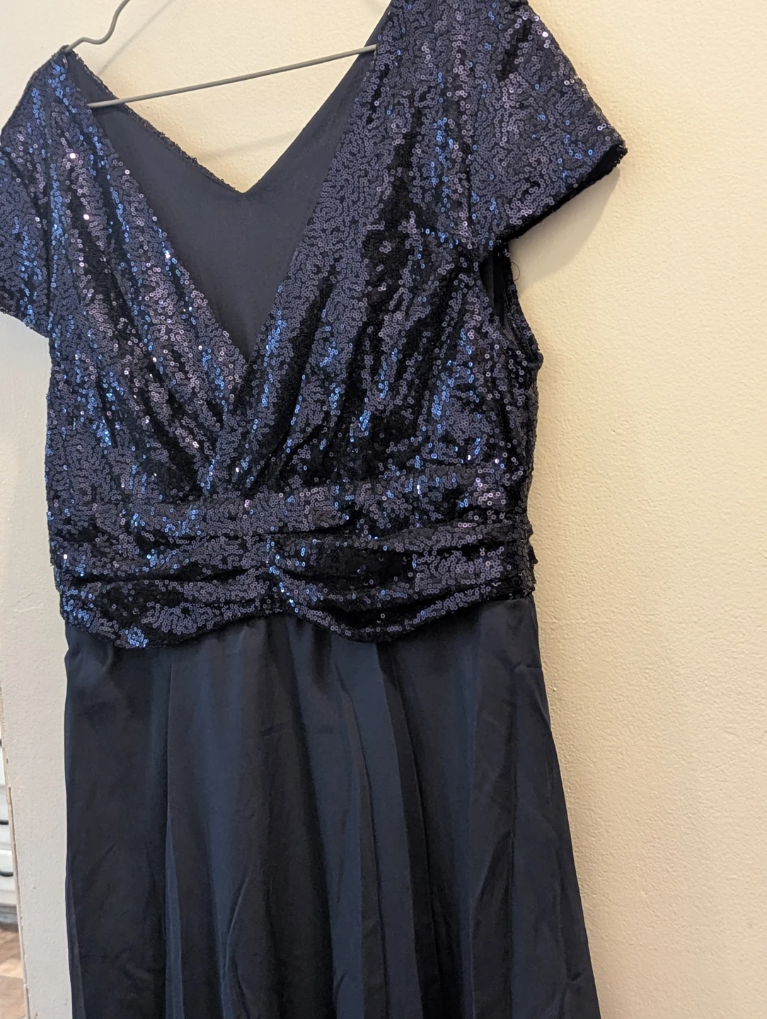Navy Sequin & Chiffon V-Neck Dress - photo 4
