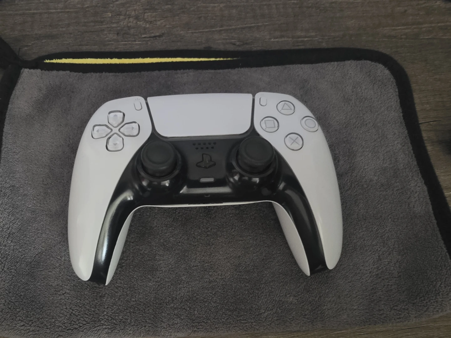 Sony DualSense Wireless Controller (read description)