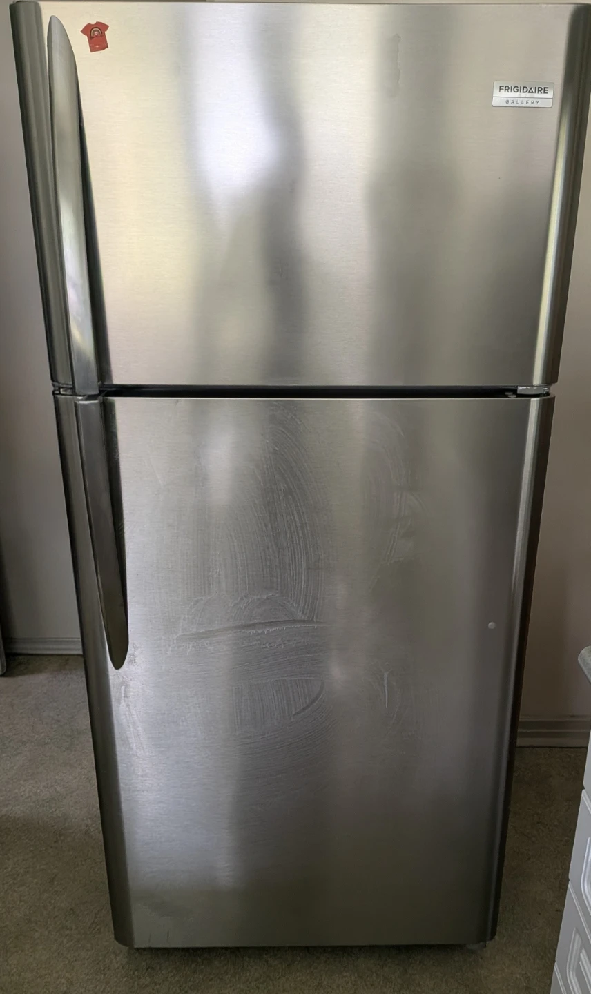 Frigidaire refrigerator FGTR1837TF2