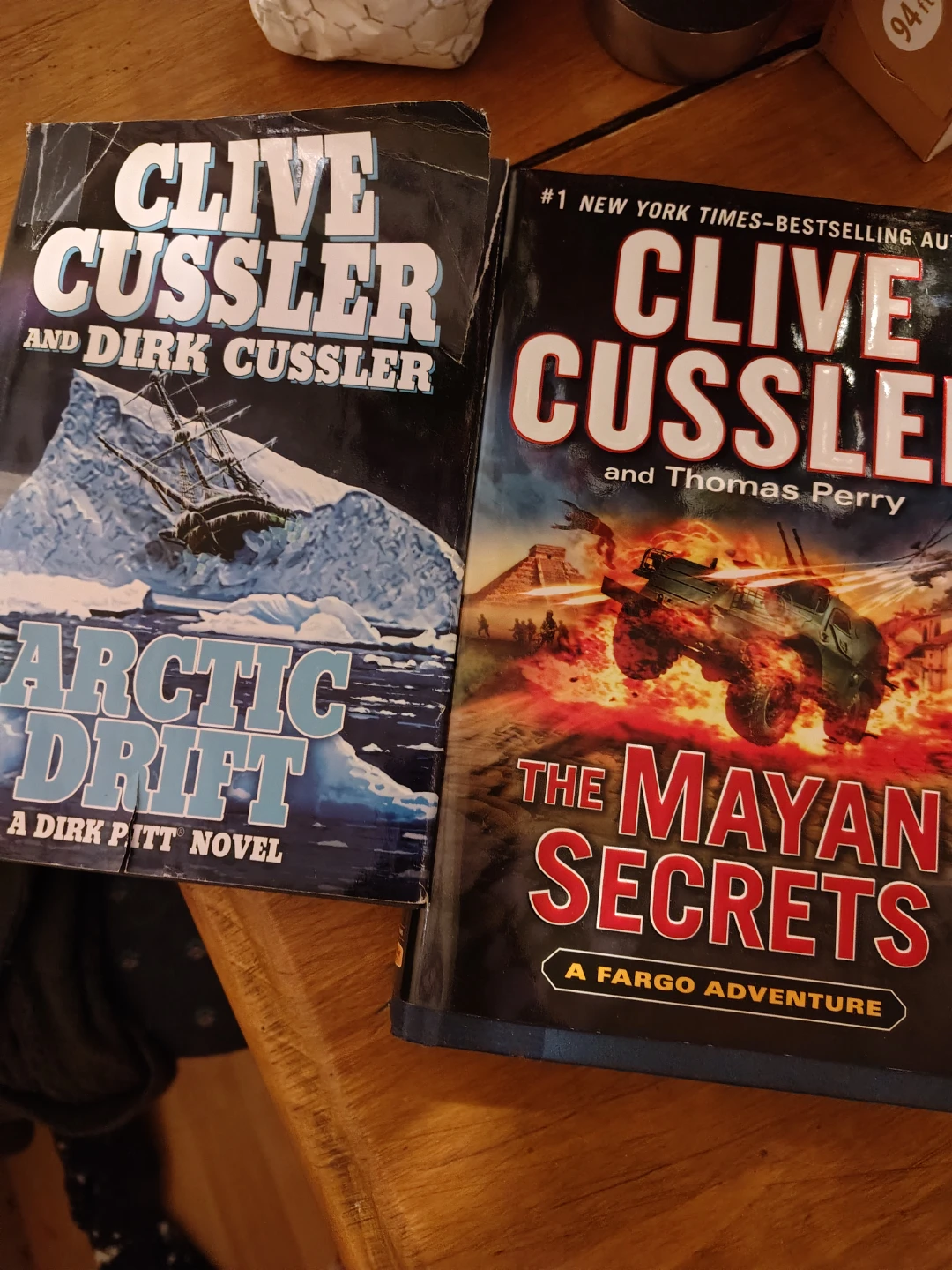 Clive Cussler Books 🧡