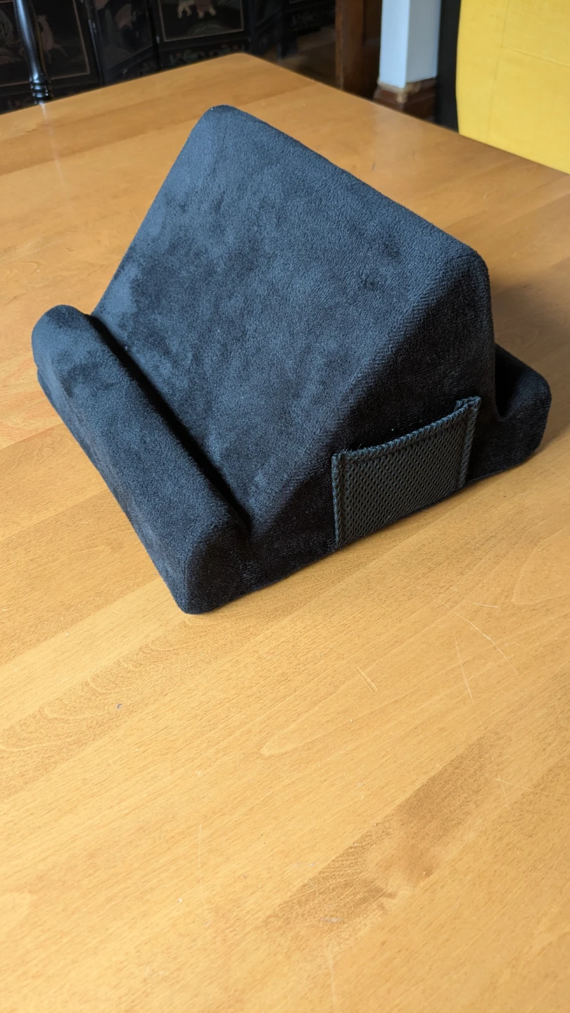 Brookstone Black Tablet Pillow Stand - photo 3