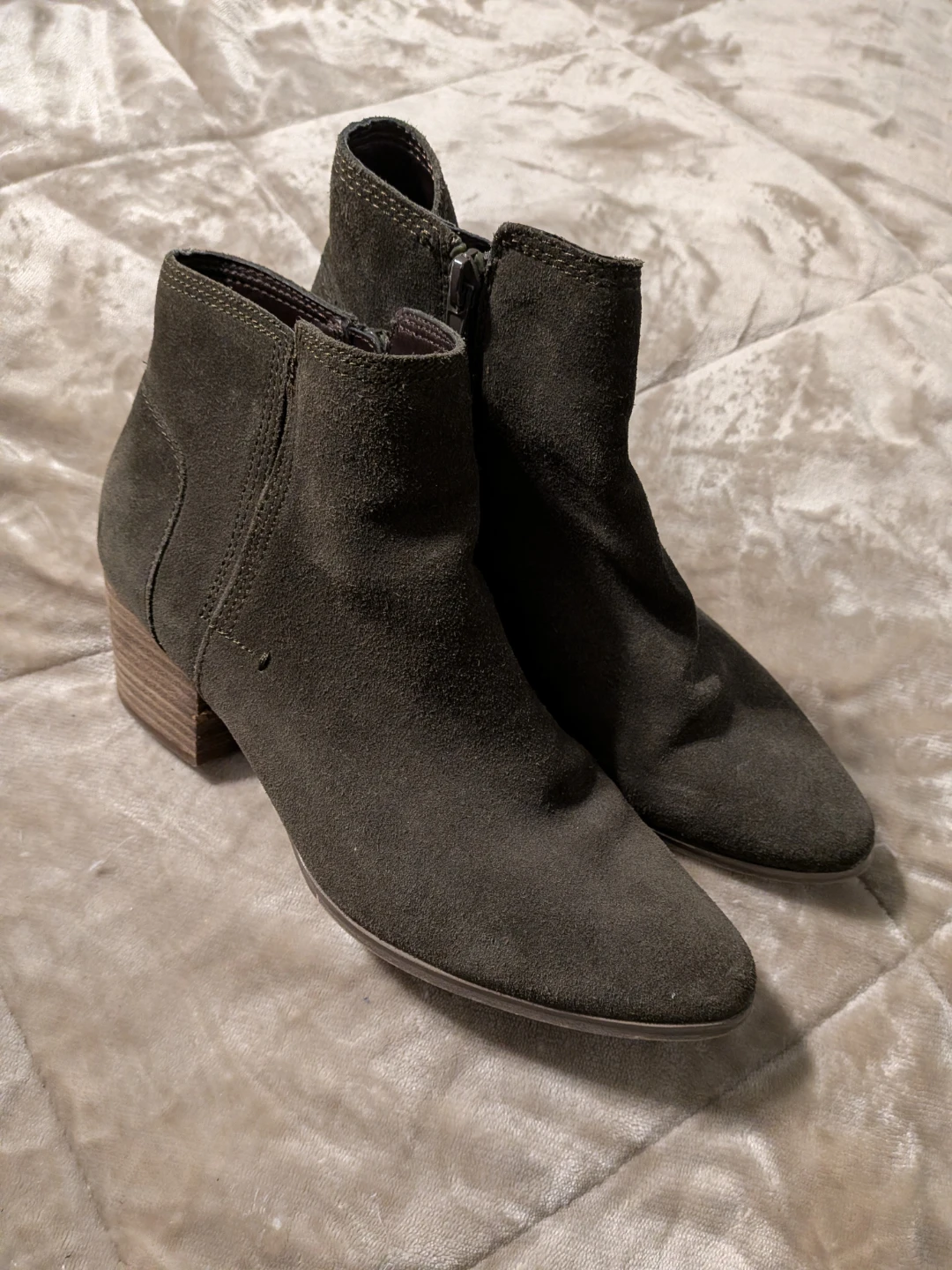 Brown Suede Ankle Boots - Size 8.5 🥕