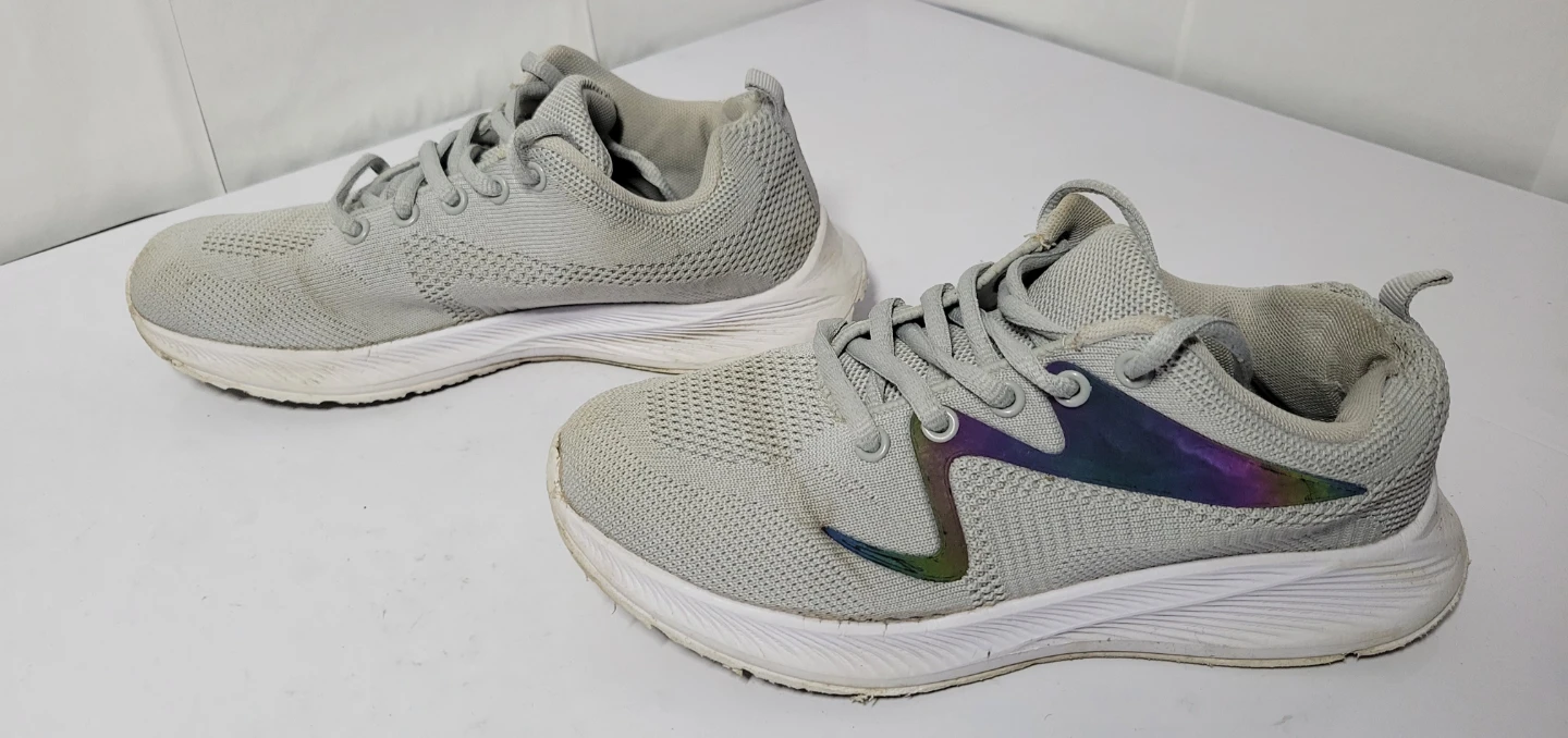 Gray Athletic womens Shoes, size 4 (58) - photo 4