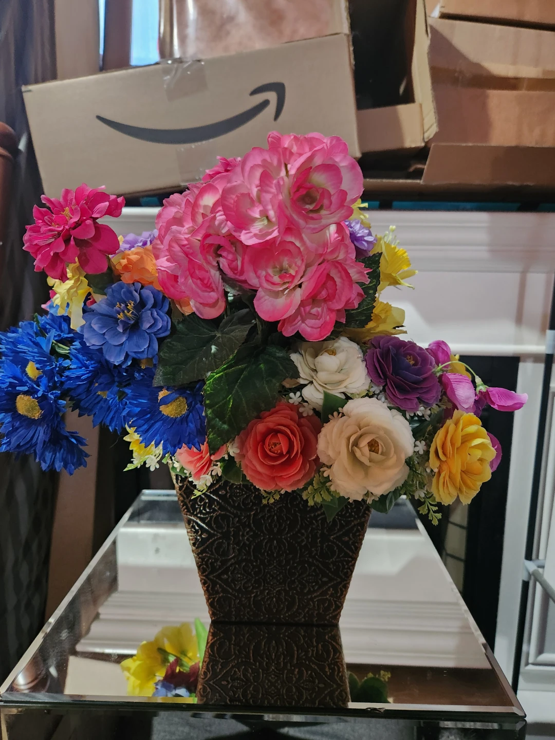 Artificial Floral Arrangement in Decorative Vase - photo 2