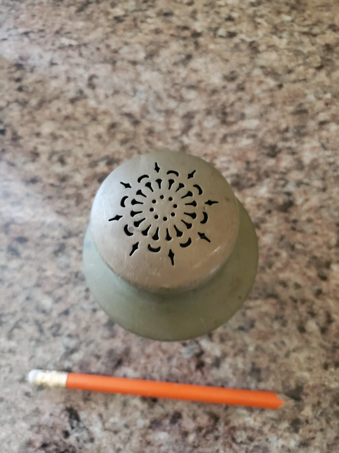 Vintage Metal Shaker - photo 2