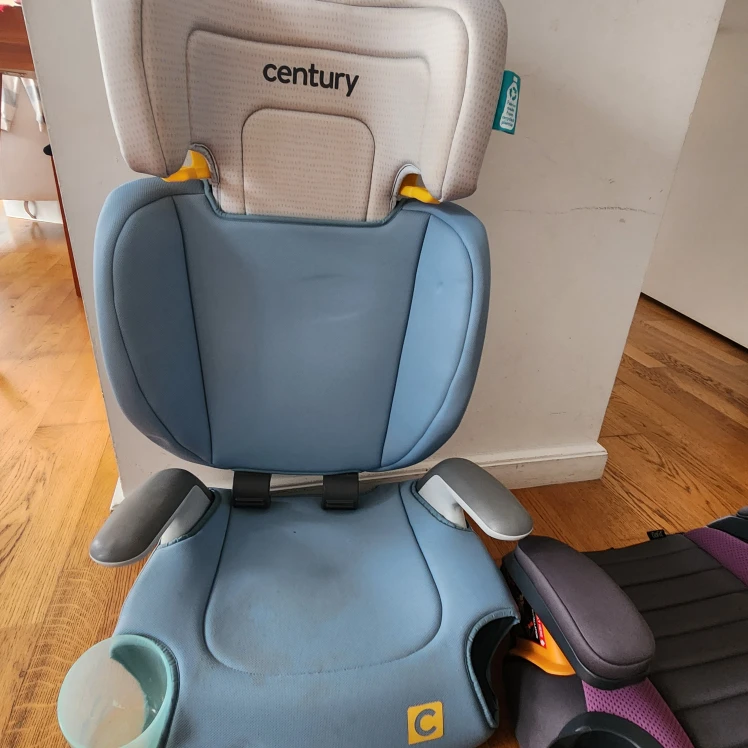 Century & Chicco Booster Car Seats - photo 2