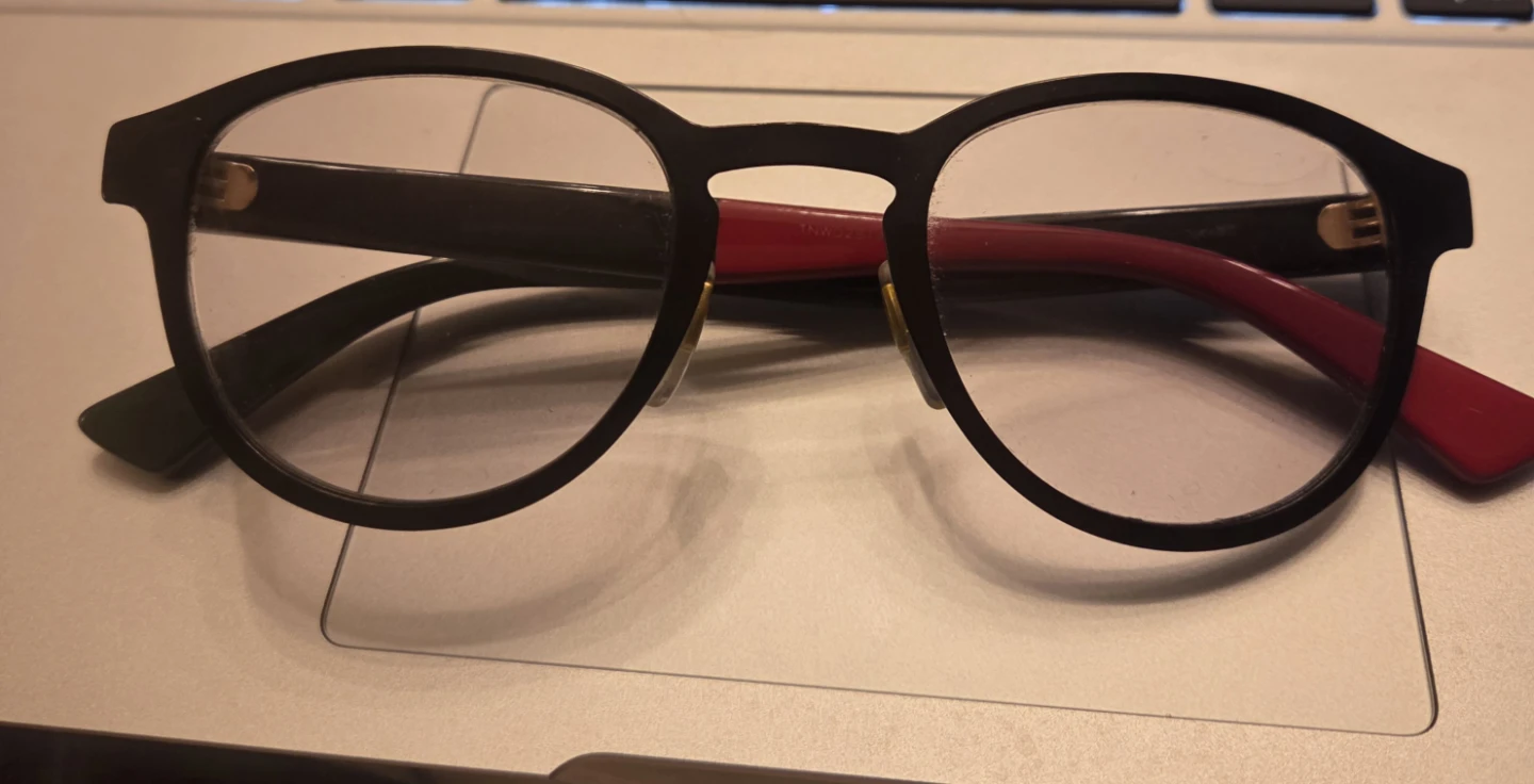 Eye glasses Gucci unisex