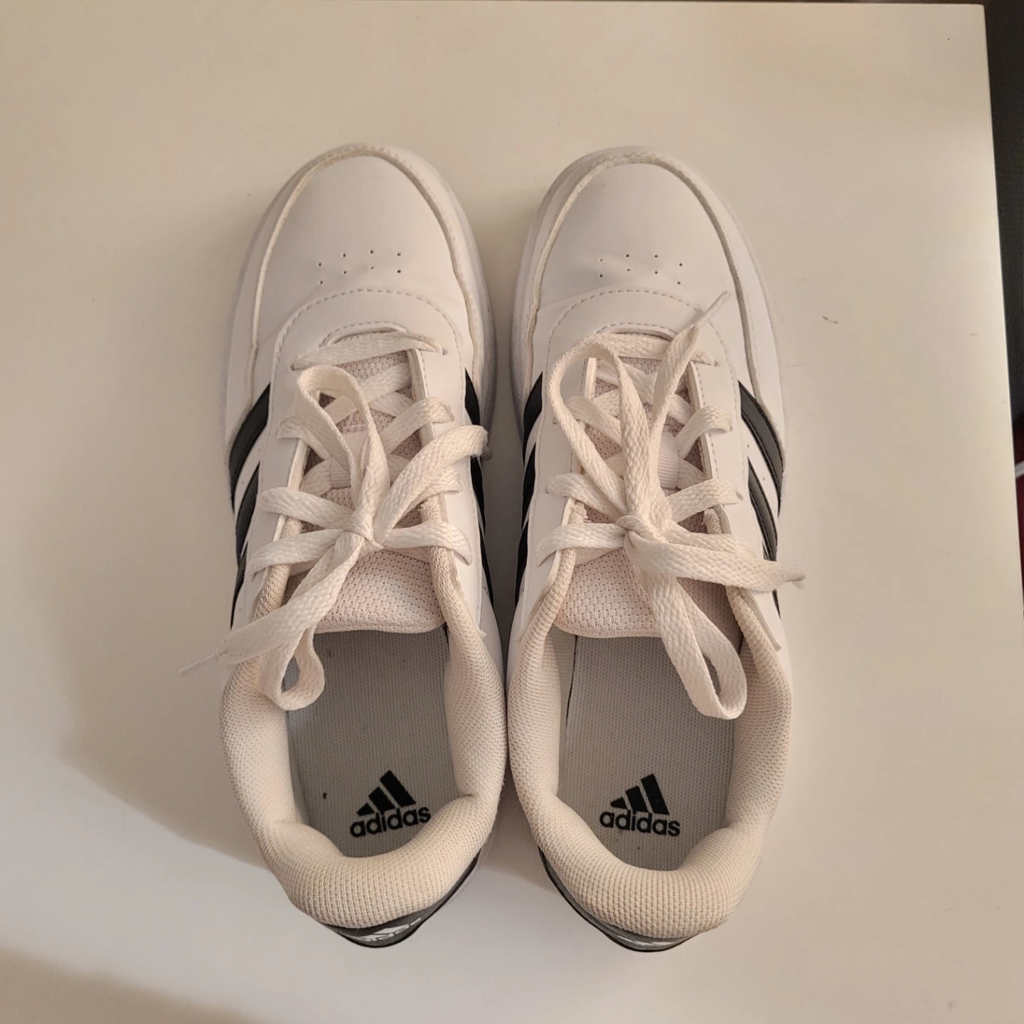 Adidas Sneakers Size 7 - photo 4