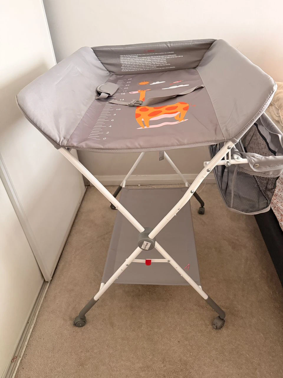 Grey Diaper Changing Table with Giraffe Design - photo 5