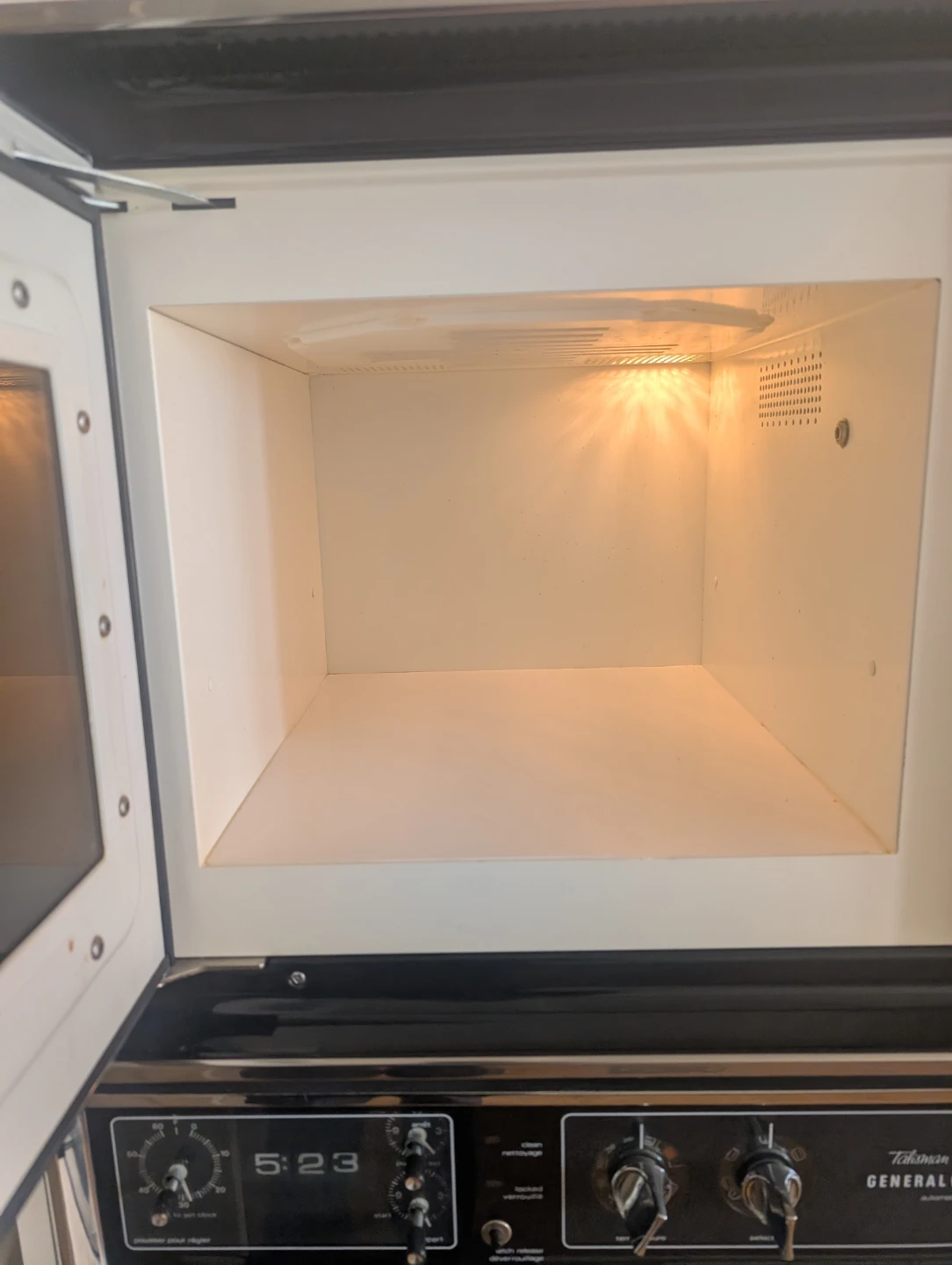 General Electric "Toastmaster Royale" Microwave only