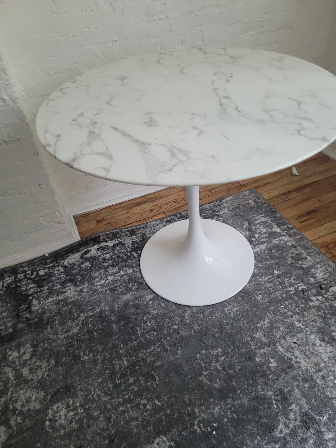 Round Marble Top Tulip Style Table