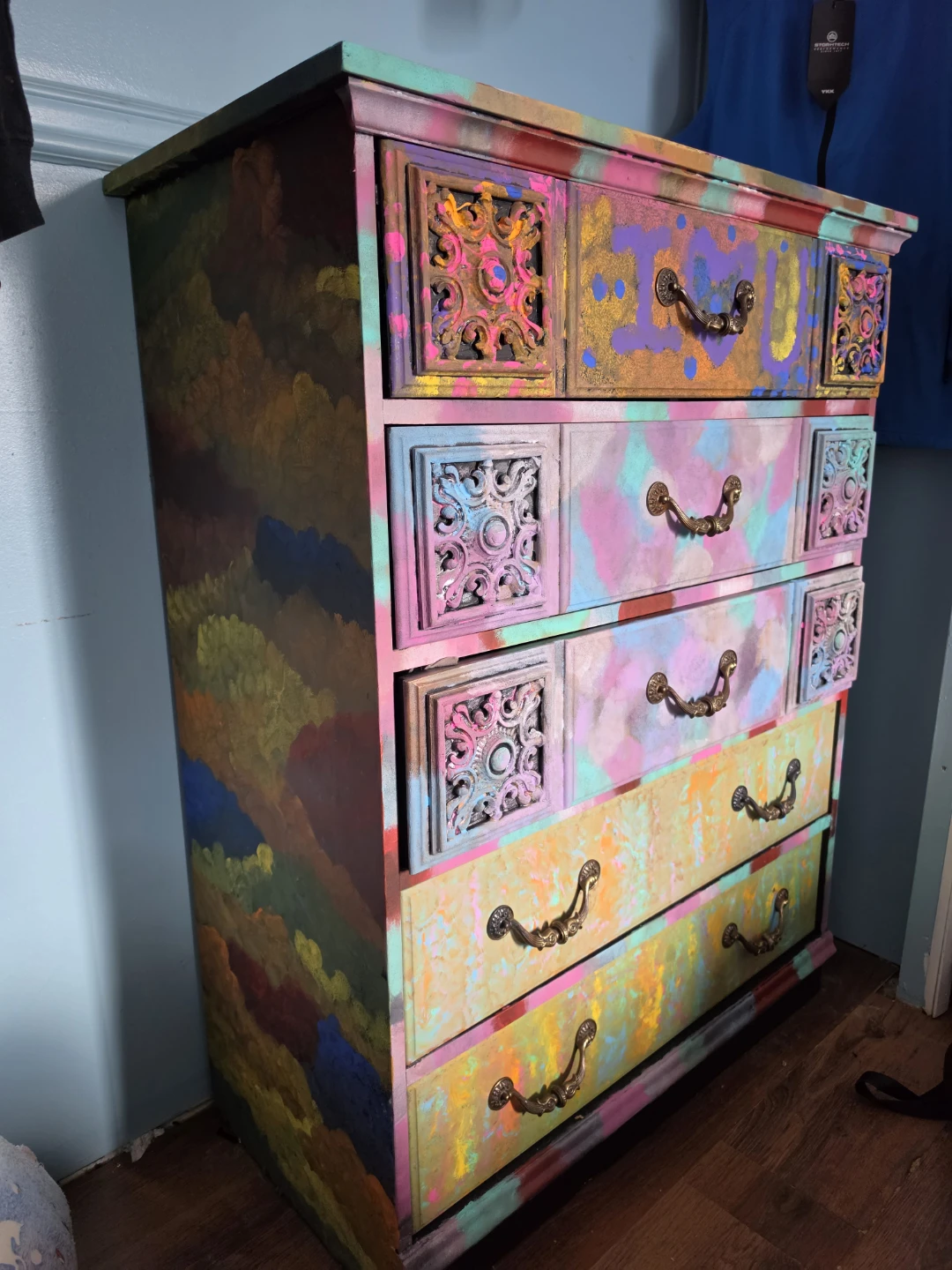 Custom Painted 5-Drawer Dresser - photo 2