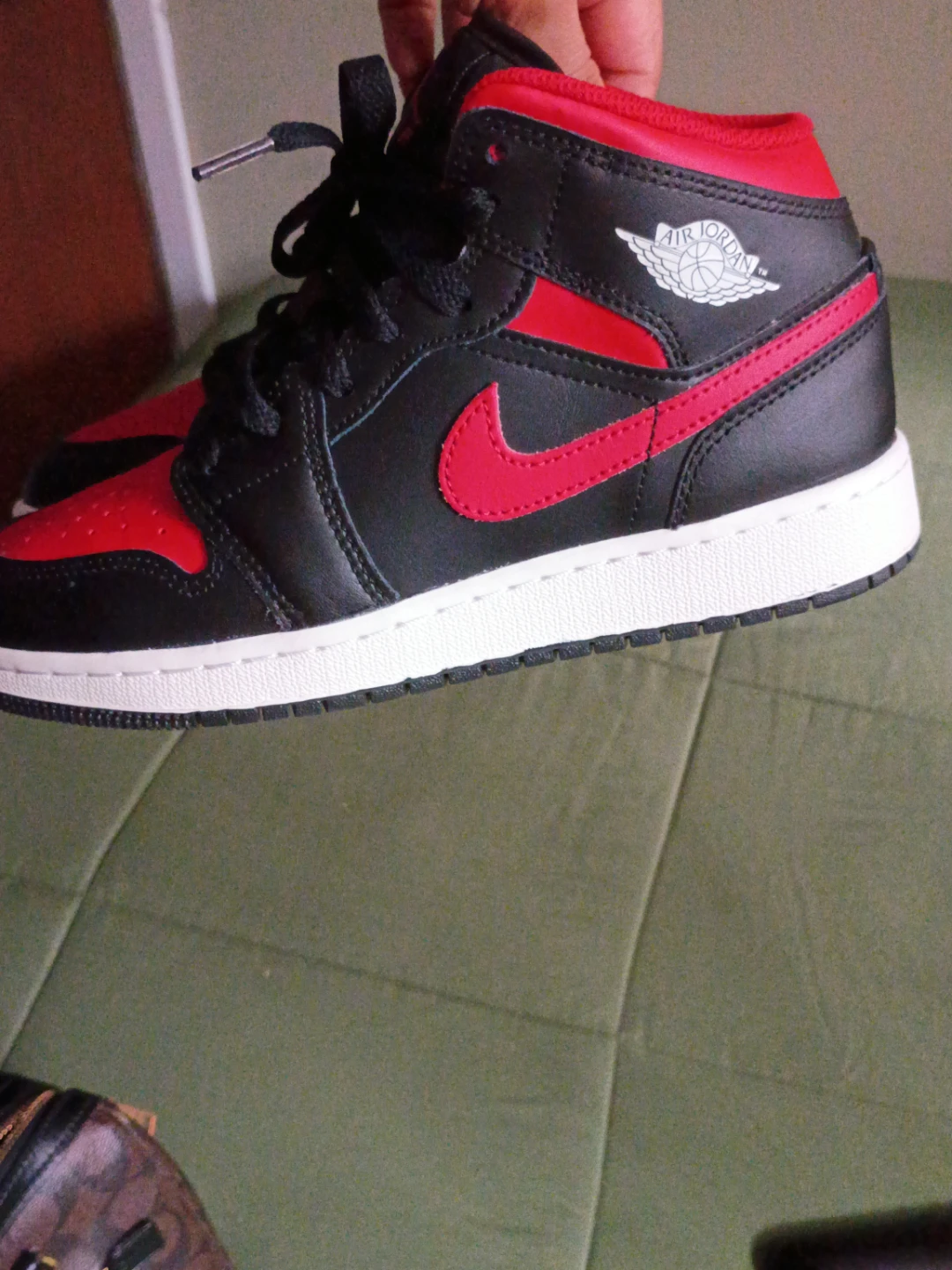 Air Jordan 1 Mid (Toddler) Black Red White - photo 3