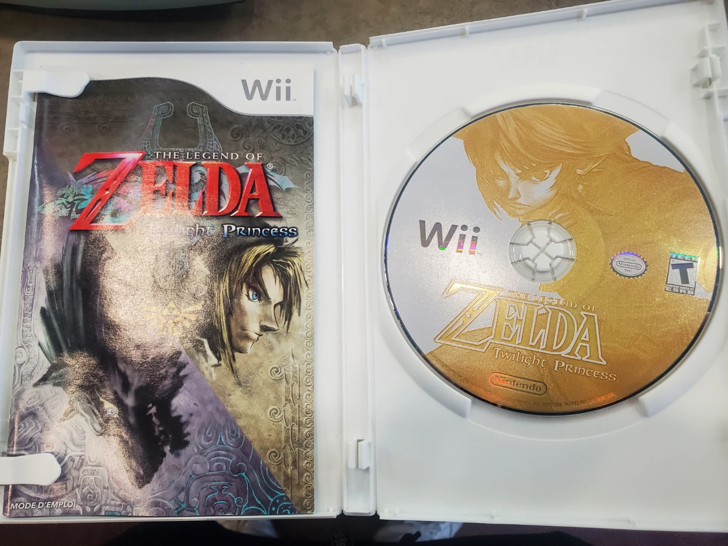 The Legend of Zelda: Twilight Princess for Nintendo Wii - photo 3