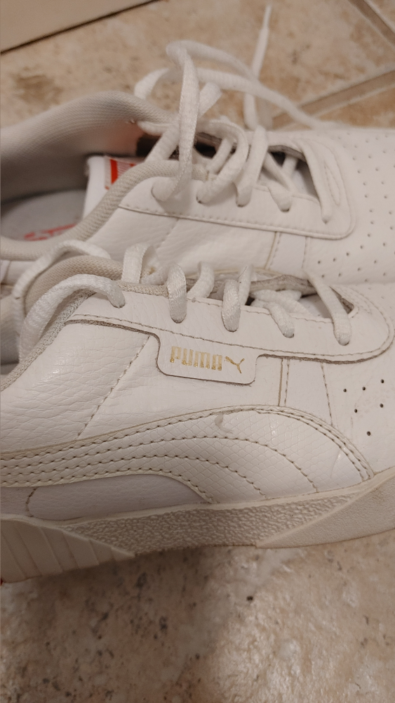 Puma Girls  White Sneakers size 3 - photo 4
