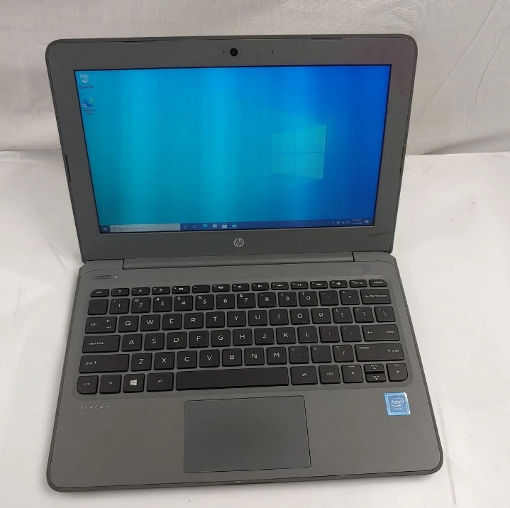 Hp laptop Windows 11 office WORD EXCEL HDMI