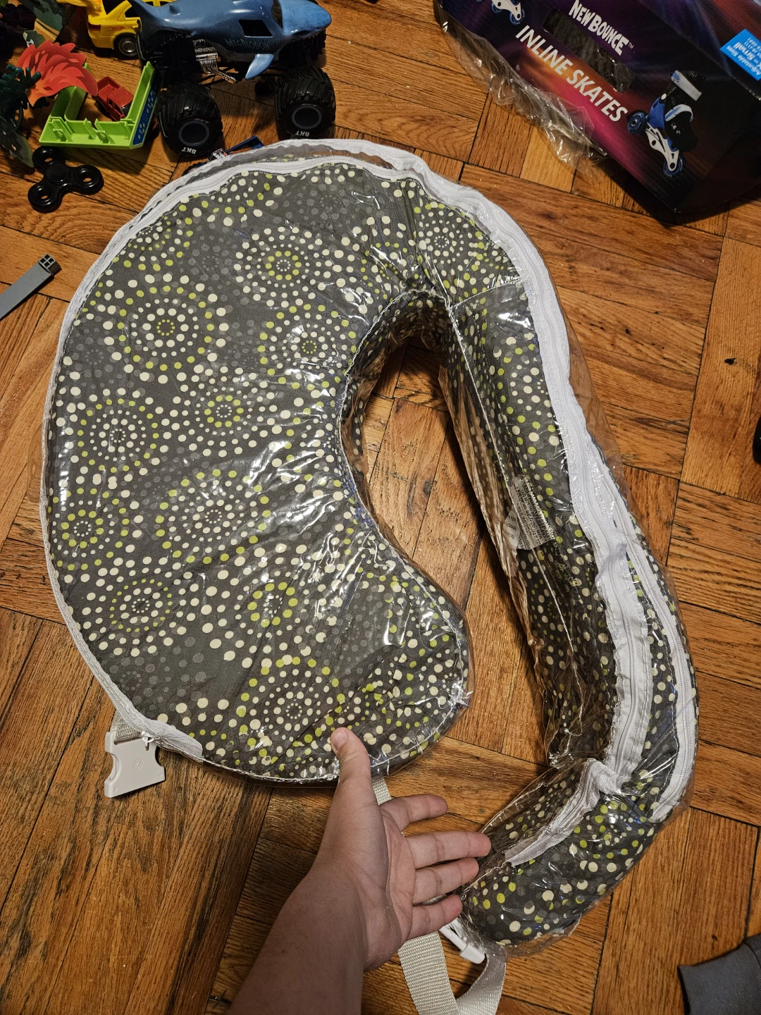 Boppy Nursing Pillow - photo 2