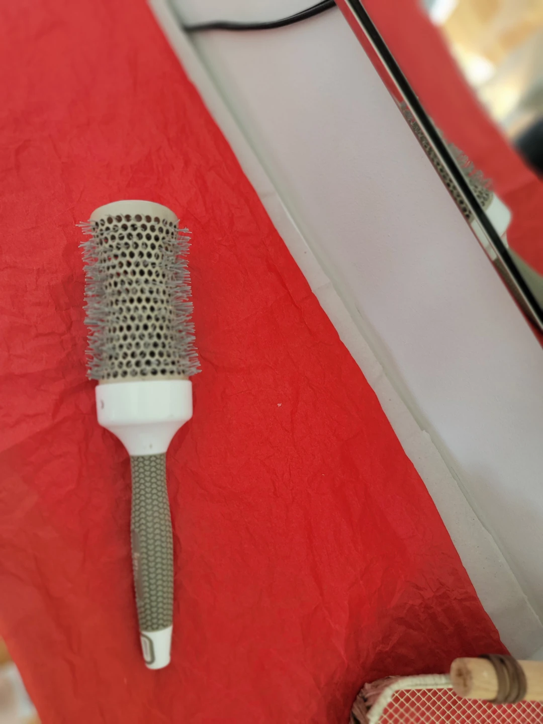 Professional Ceramic Round Brush
