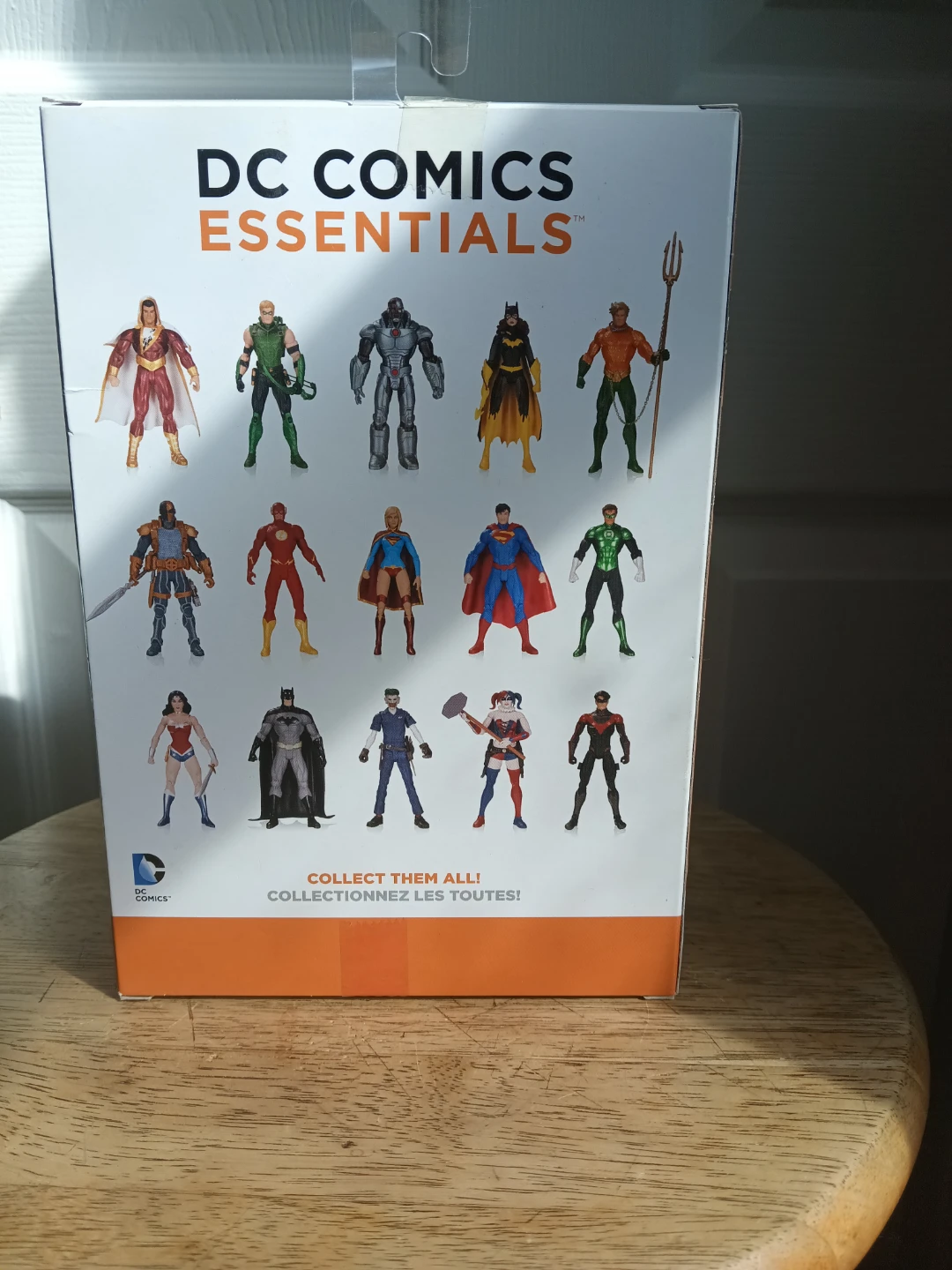 DC Collectibles DC Comics Essentials Aquaman Action Figure - photo 2
