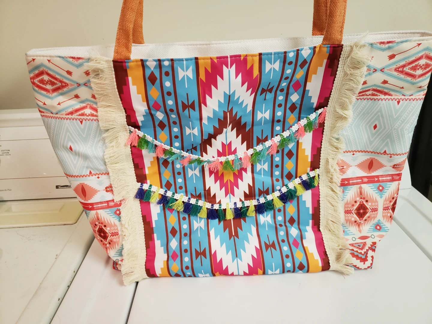 Brndnew Styline! Large Aztec Print Beach with Tassel Accent - photo 2