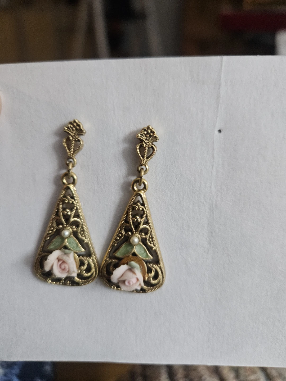 Vintage Filigree Porcelain Rose dangle 1928 Pierce Earrings - photo 2