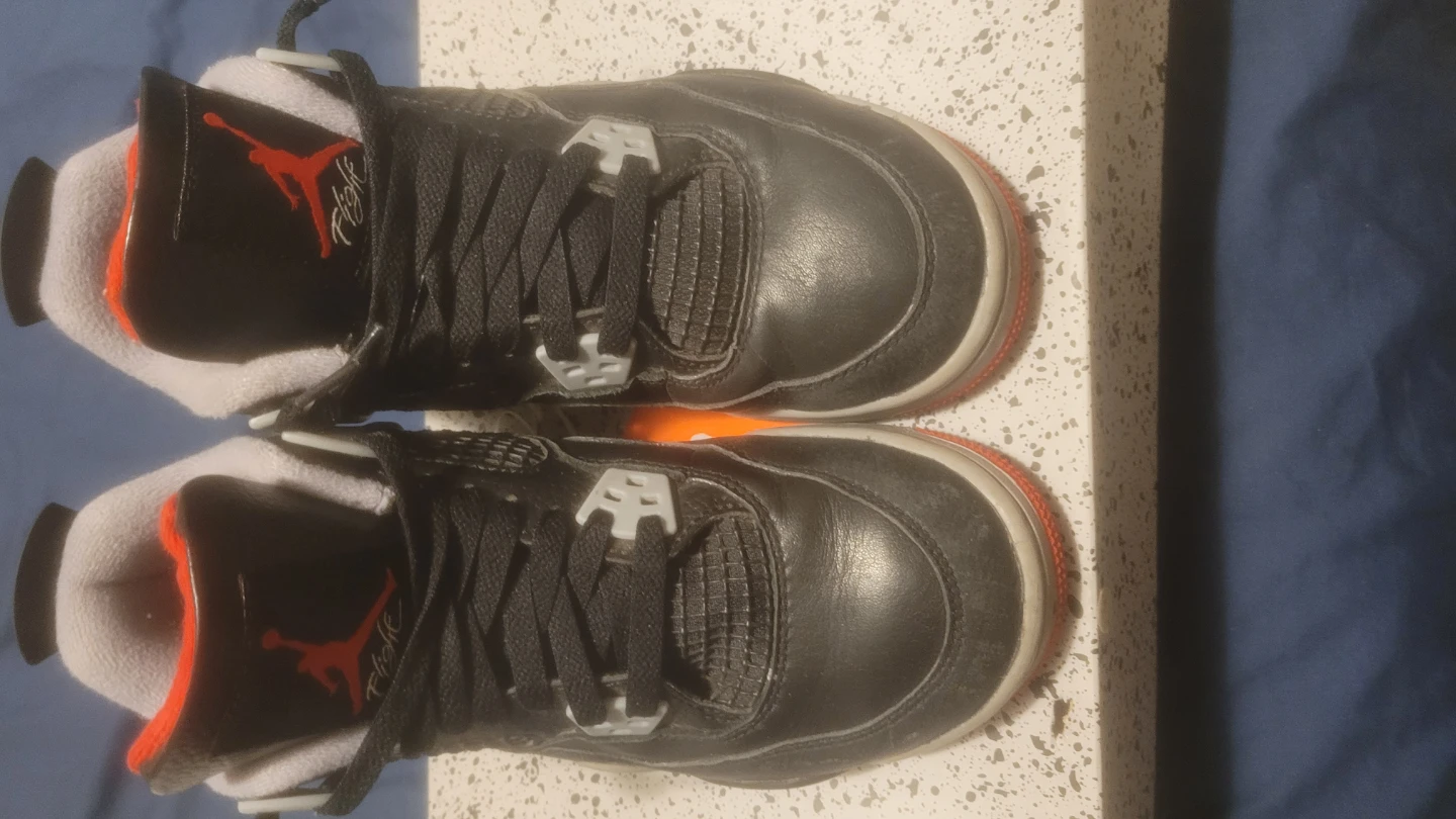 Nike Air Jordan 4 Retro (GS) "Bred" Black Red Size 6Y