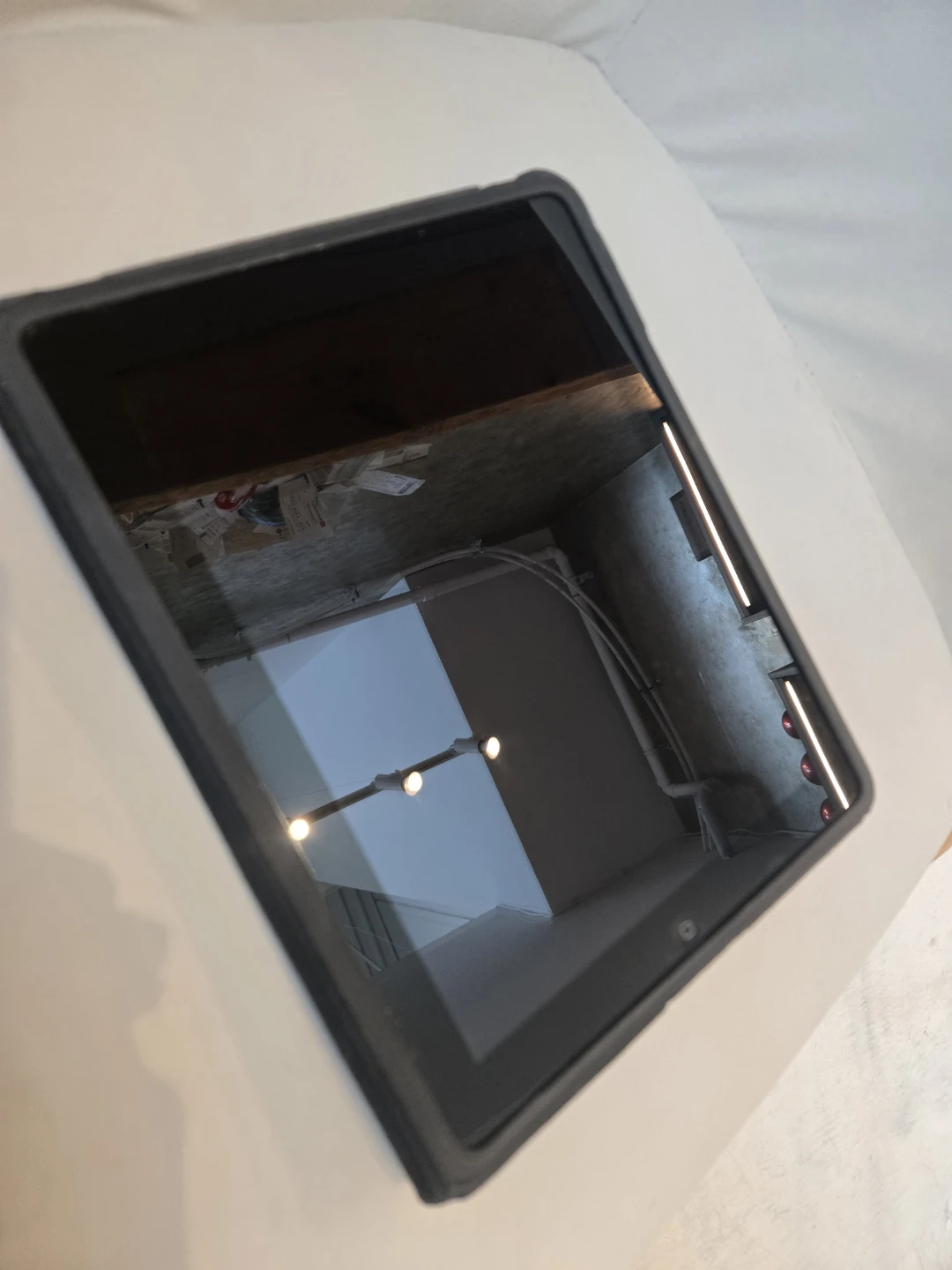 Apple iPad 1 - photo 2