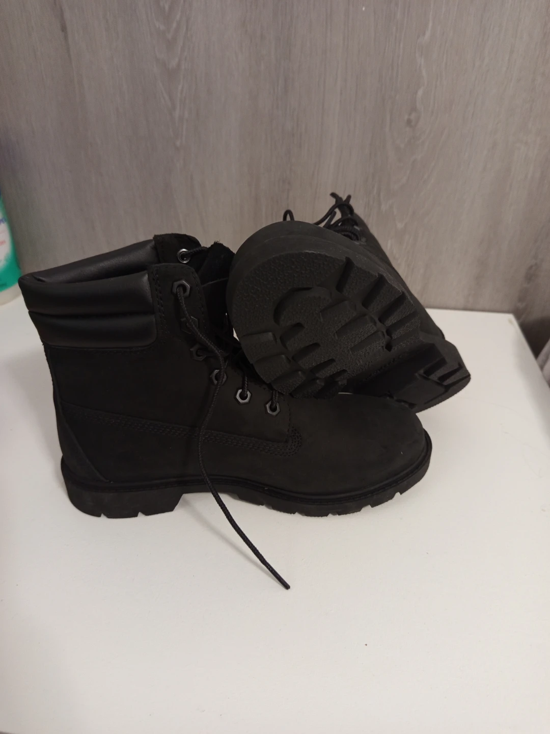 Timberland Women's Black Lace-Up Boots Size 7 - photo 3