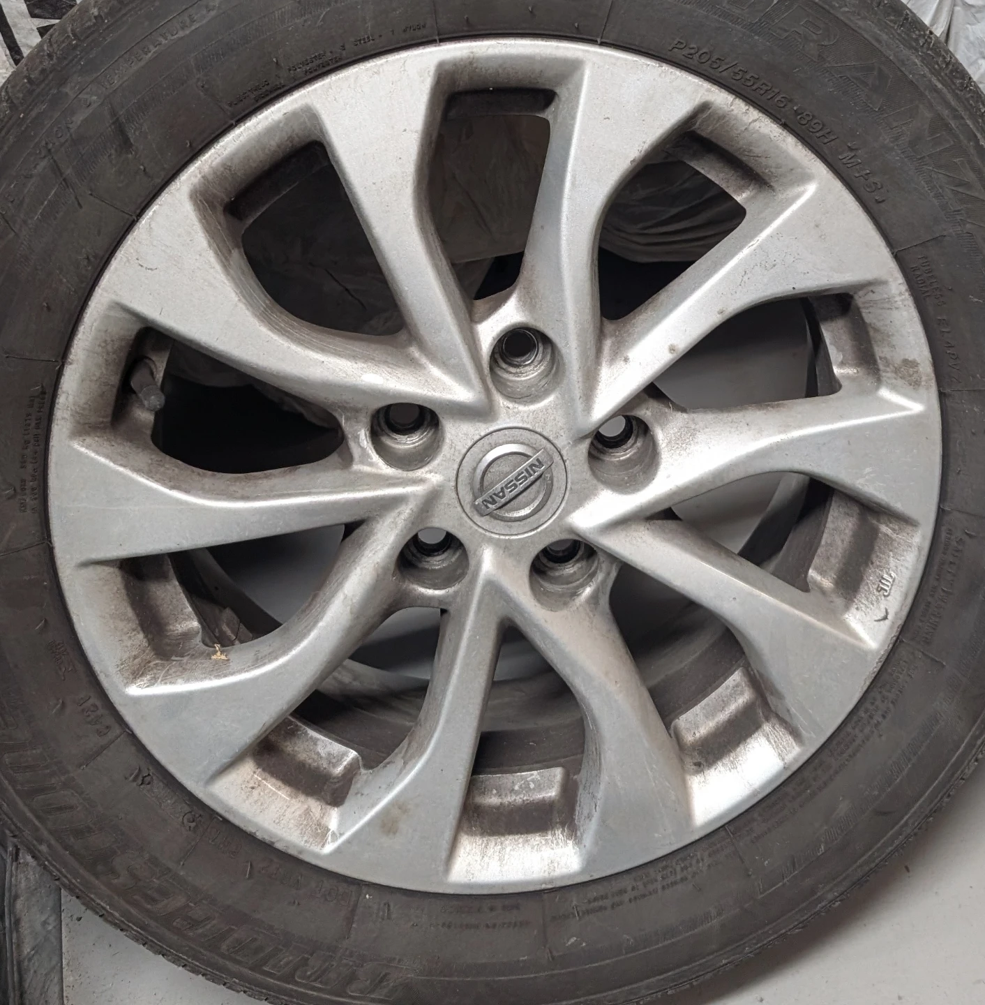 Nissan Alloy 4 Rims sale for P205/55R16.