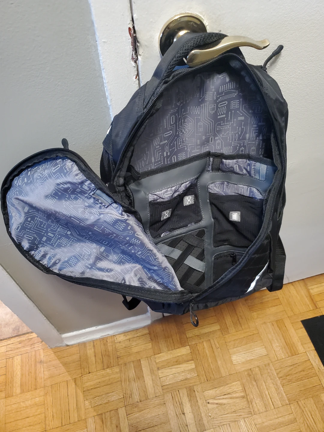 Black & Green Organic Dutchman Laptop Backpack - photo 4