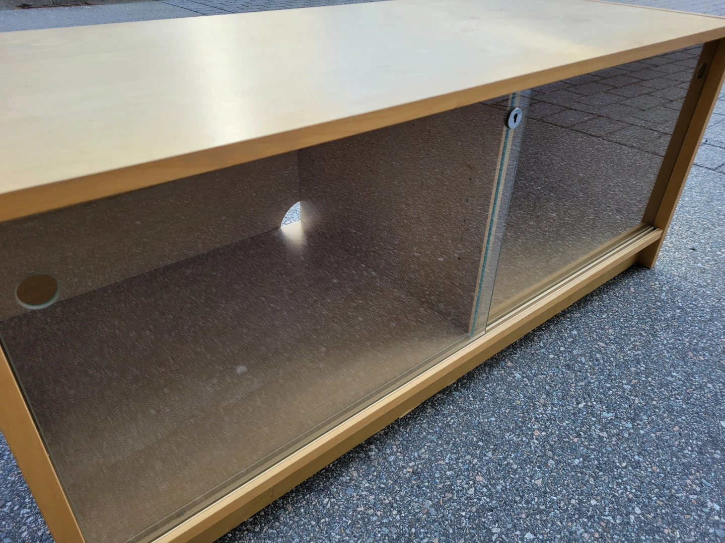Wood and Glass TV stand / Cabinet. - photo 4