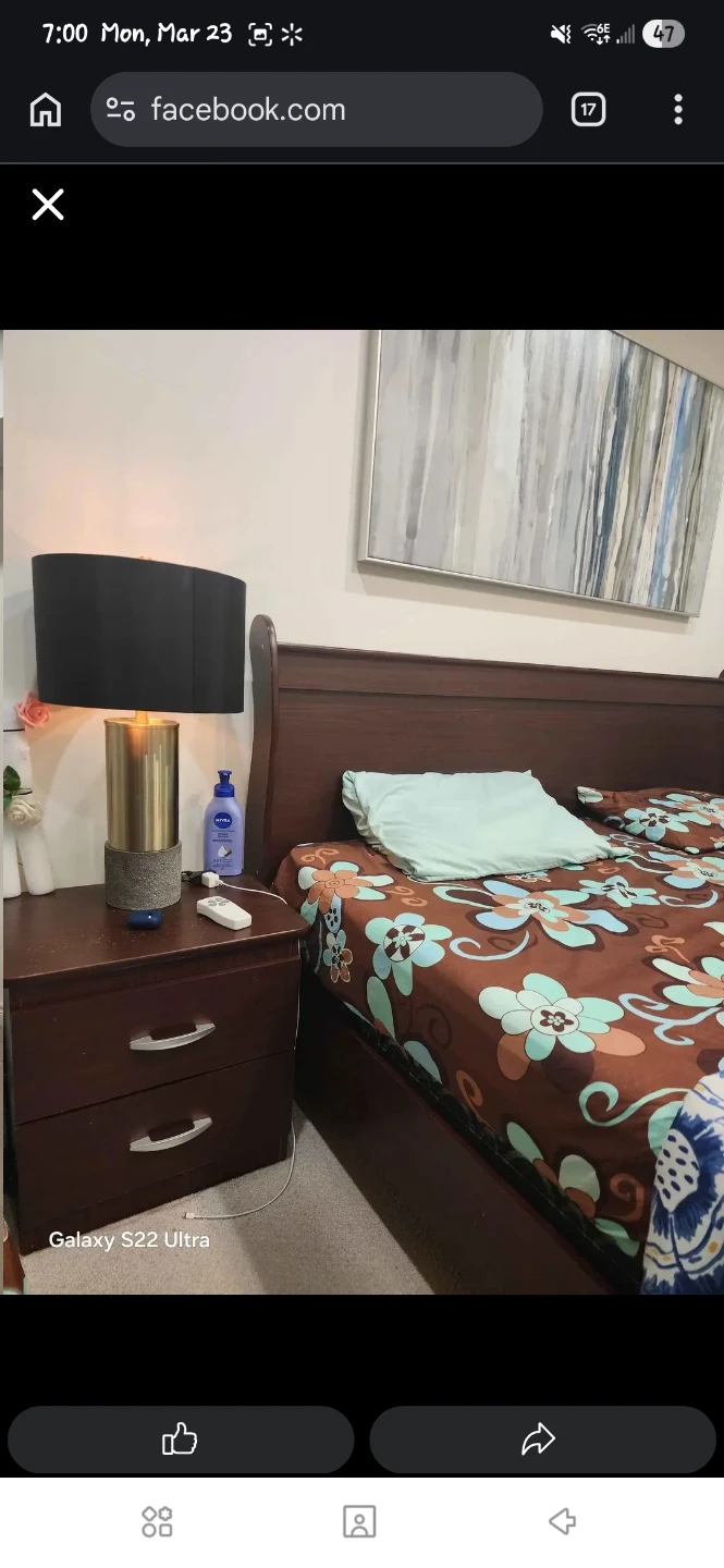 King bed with 5 piece bedroom set