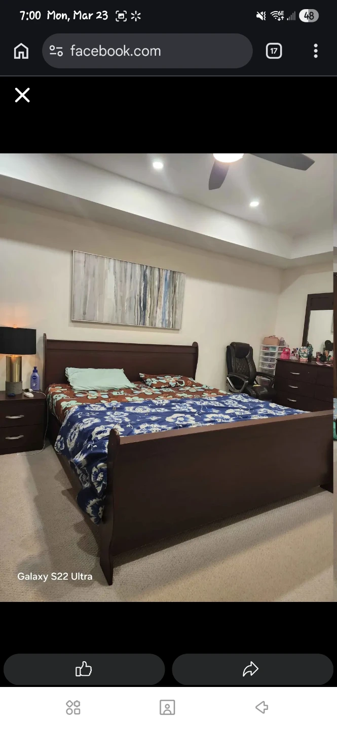 King bed with 5 piece bedroom set - photo 4