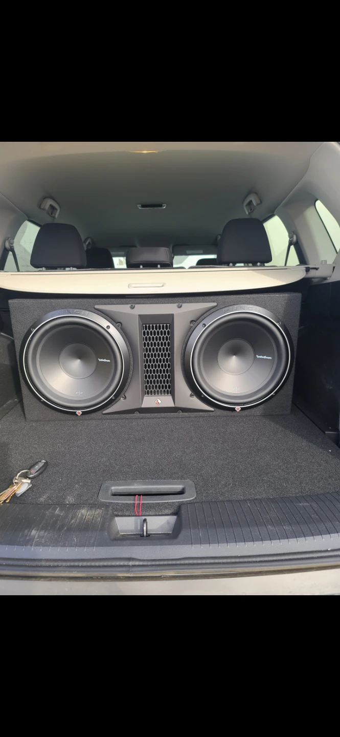 Rockford Fosgate Punch P2 Dual 12" Subwoofer Box/1200W 5CH