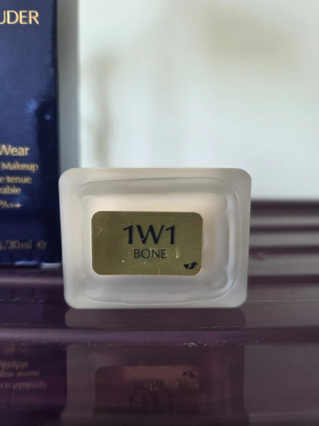 Estée Lauder Double Wear  SPF 10/PA++ 1W1 Bone - photo 2