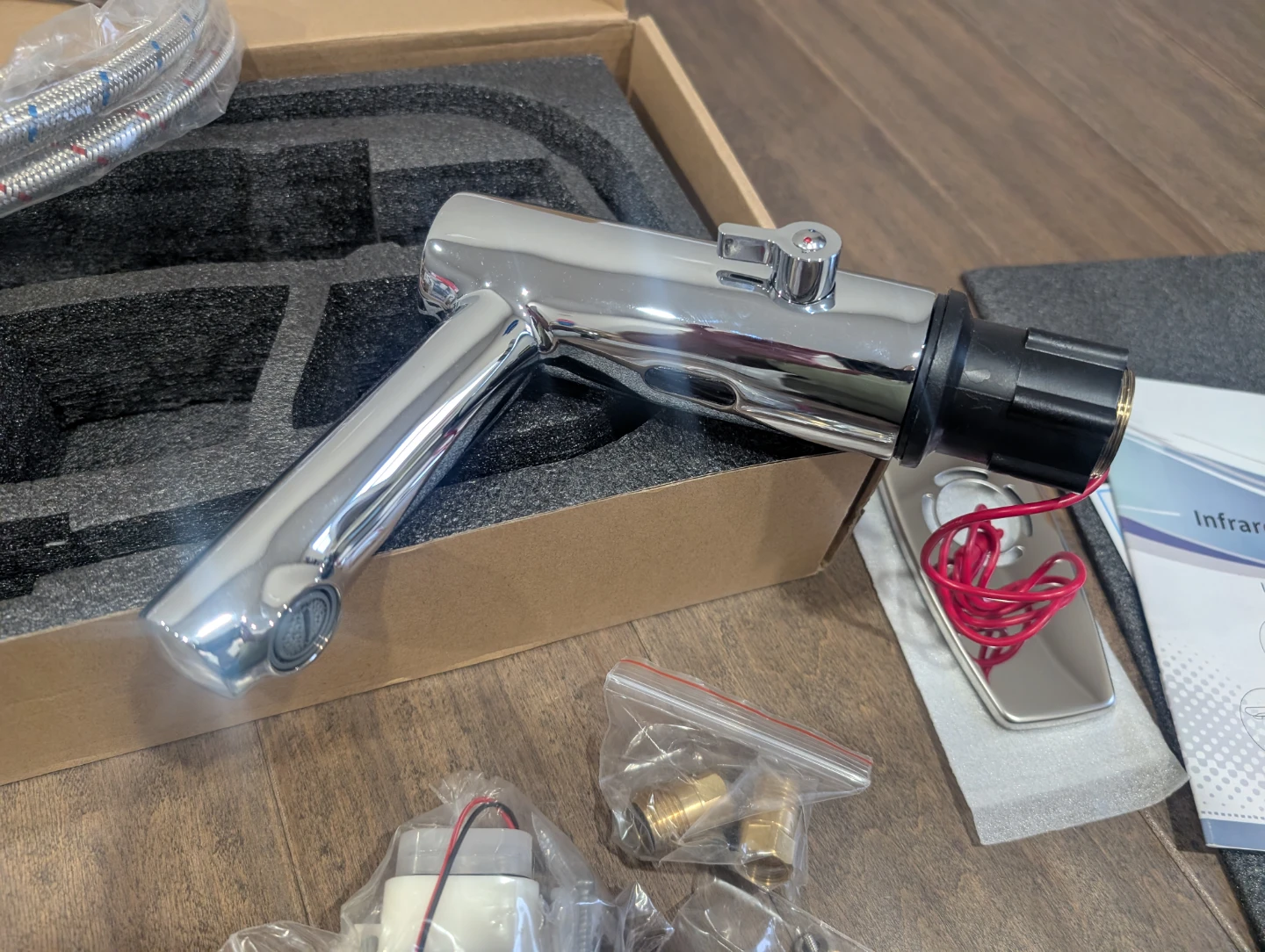 Brand New Chrome Touchless Bathroom Faucet For Sale - photo 5