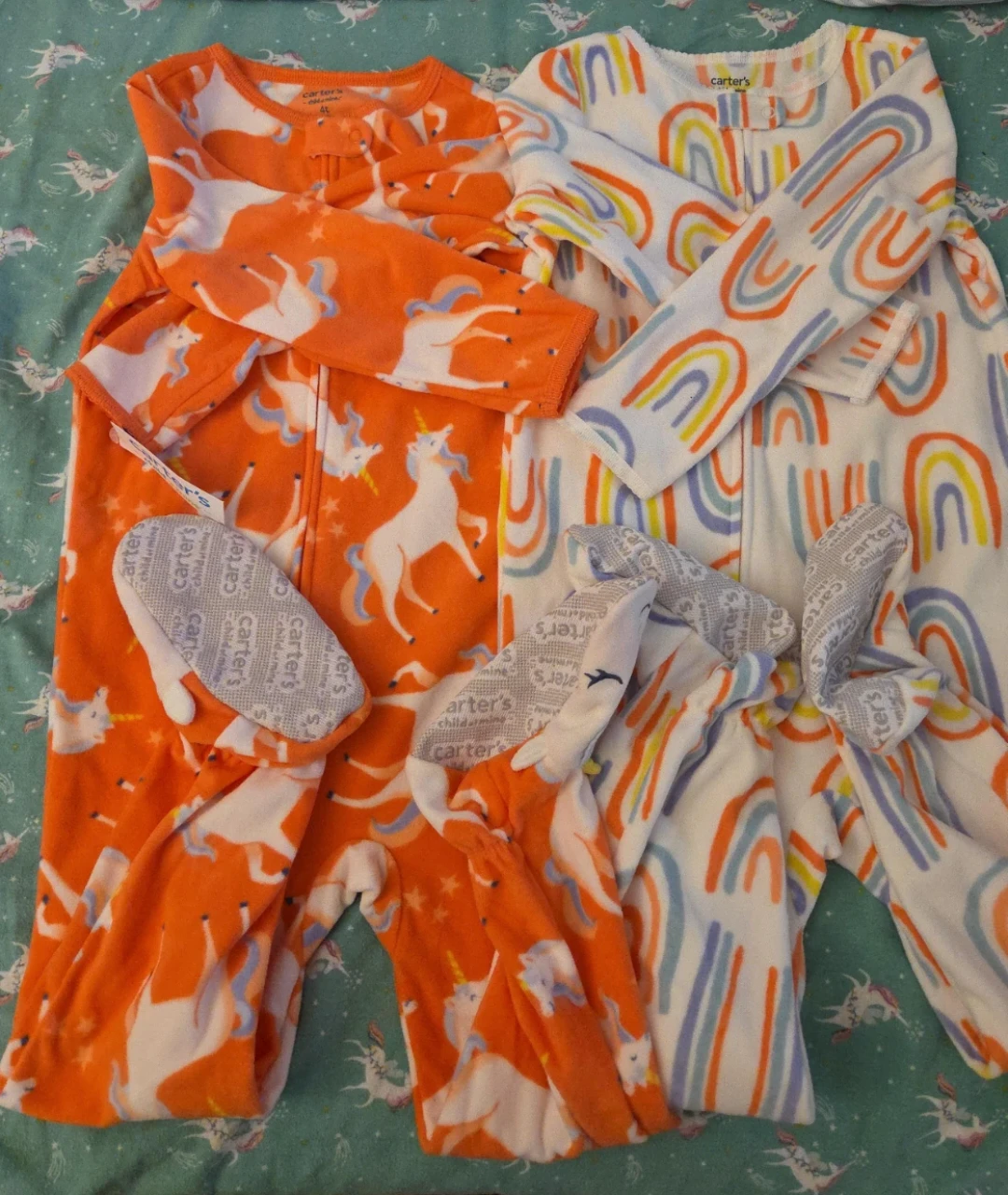 4t Brand New Carter's Fleece Footed Pajamas - Unicorn & Rainbows