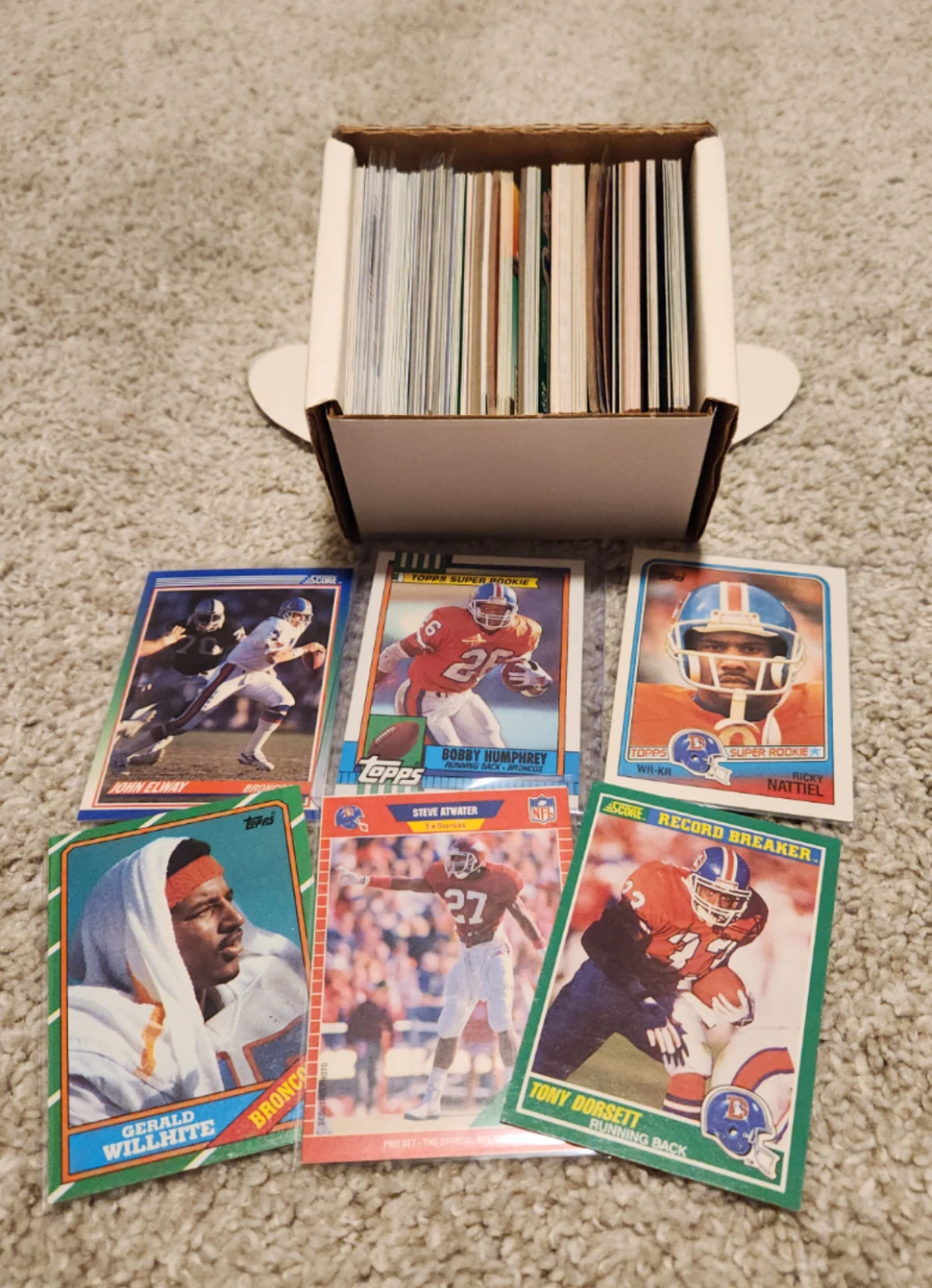 Denver Broncos, 200 Football Cards Team lot