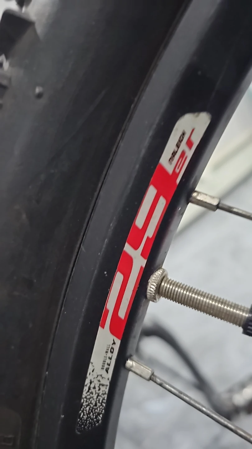 Raleigh Mountain Bike - photo 3