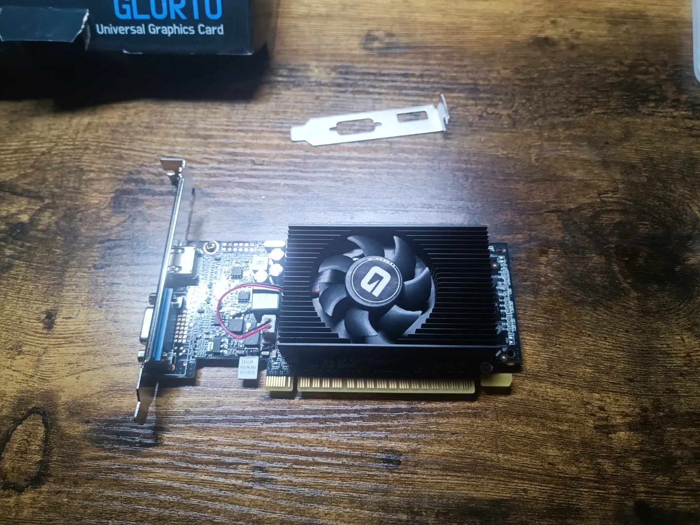 GlorTo GT610 2GB DDR3 Low Profile Graphics Card