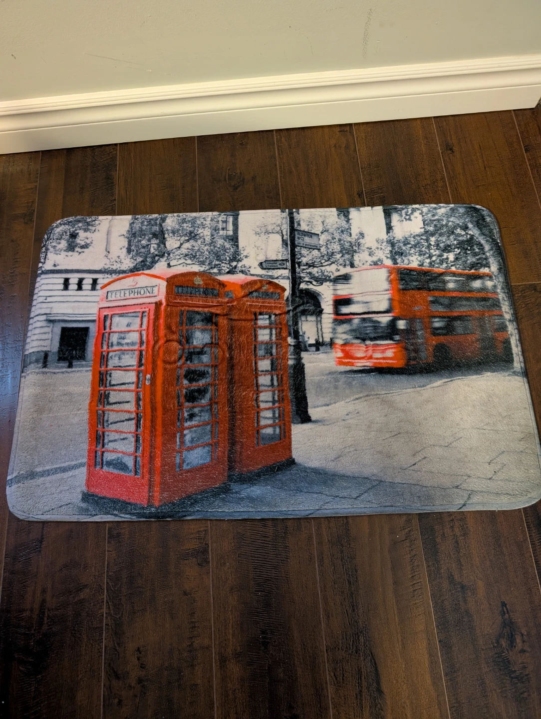 London Telephone Booths and Double Decker Bus Mat